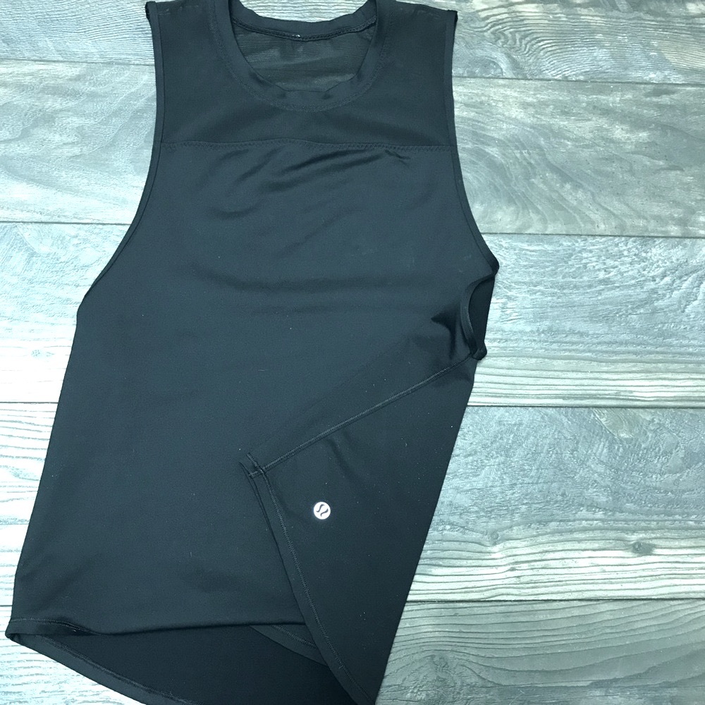 🍋LULULEMON🍋Mesh Muscle Tank